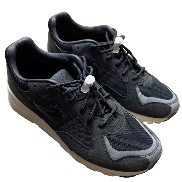 Nike Air Skylon ii X FEAR OF GOD in BLACK - Picture 5 of 12